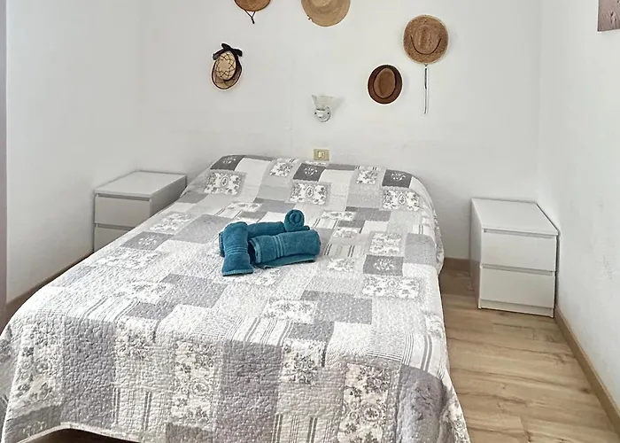 Lovely 1 Bed In Castle Harbour C108 로스크리스티아노스