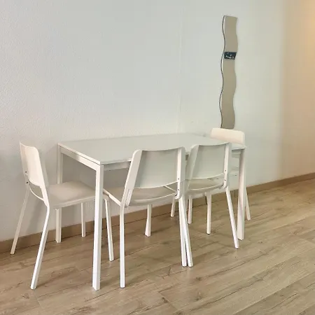 Lovely 1 Bed In Castle Harbour C108