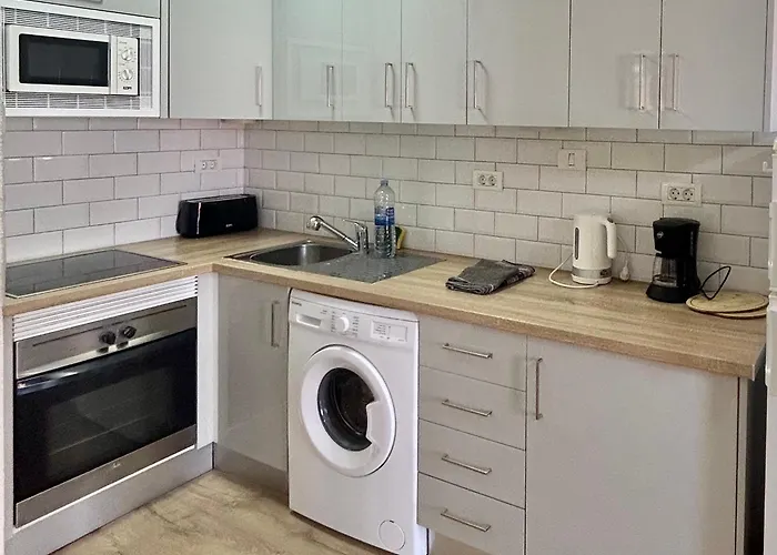 Lovely 1 Bed In Castle Harbour C108 شقة *